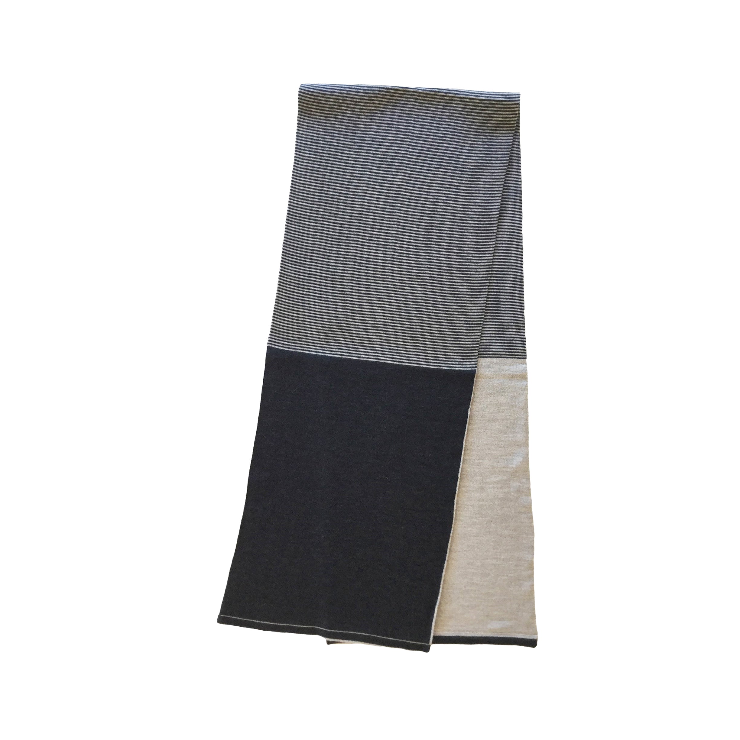 RingelSchal aus Merinowolle – Made in Austria