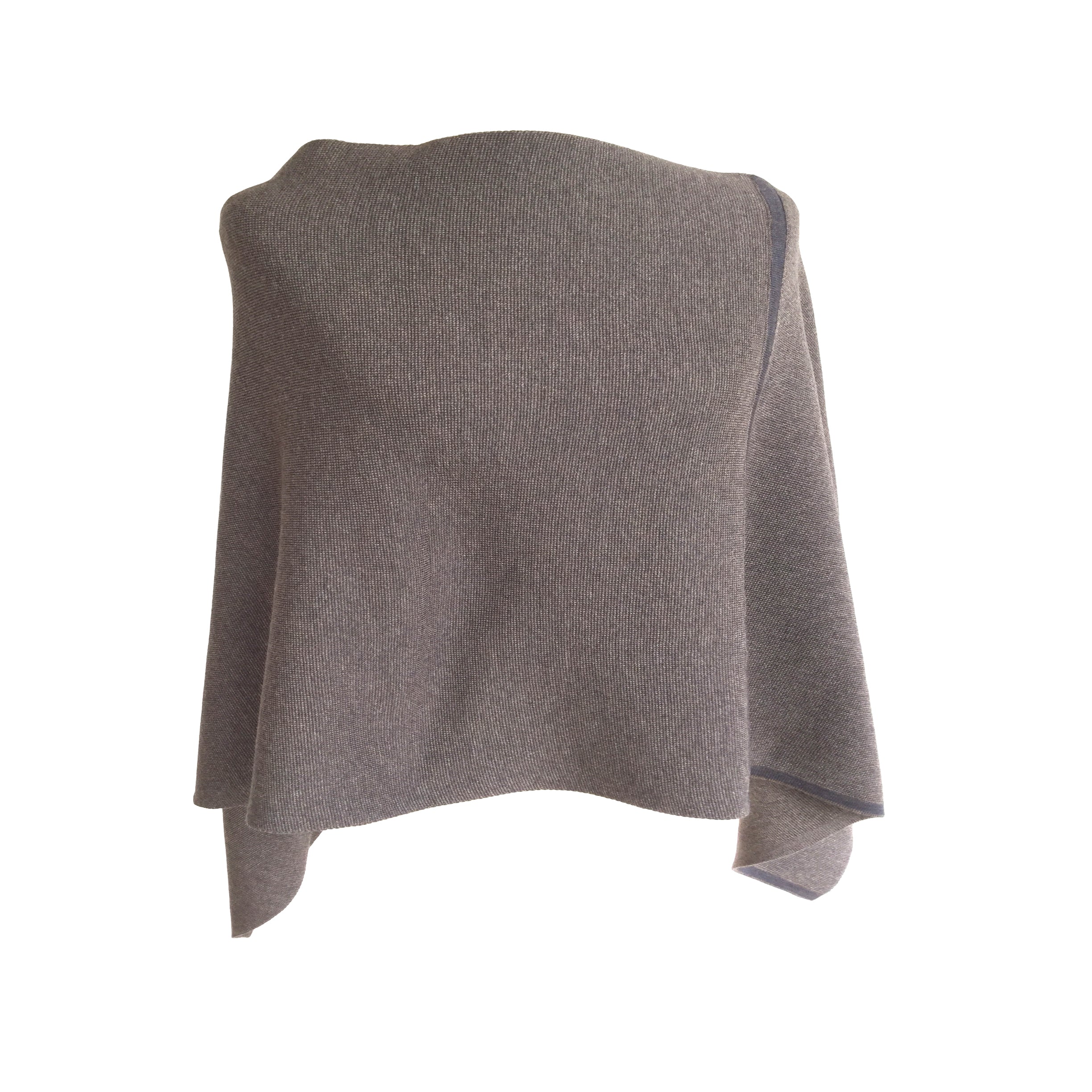 DreieckPoncho dünn aus Merinowolle – Made in Austria