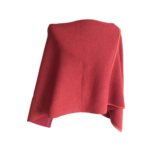 DreieckPoncho dünn aus Merinowolle – Made in Austria