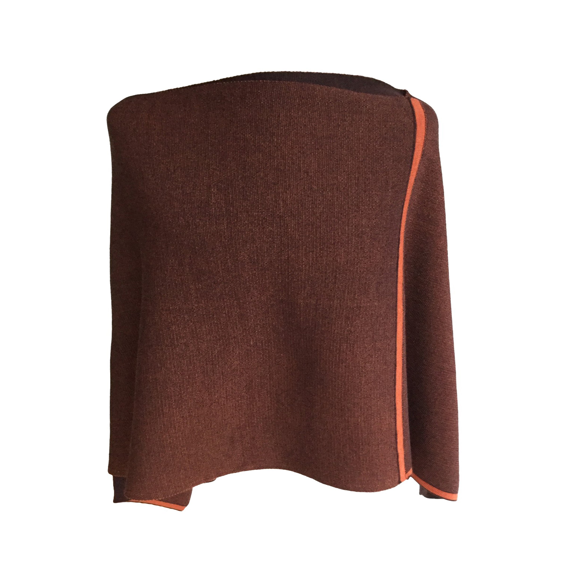 DreieckPoncho dünn aus Merinowolle – Made in Austria