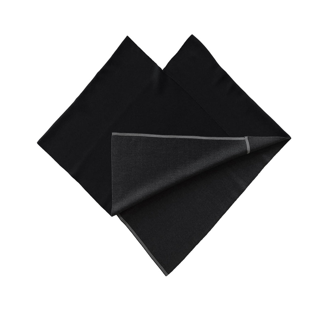DreieckPoncho dünn aus Merinowolle – Made in Austria