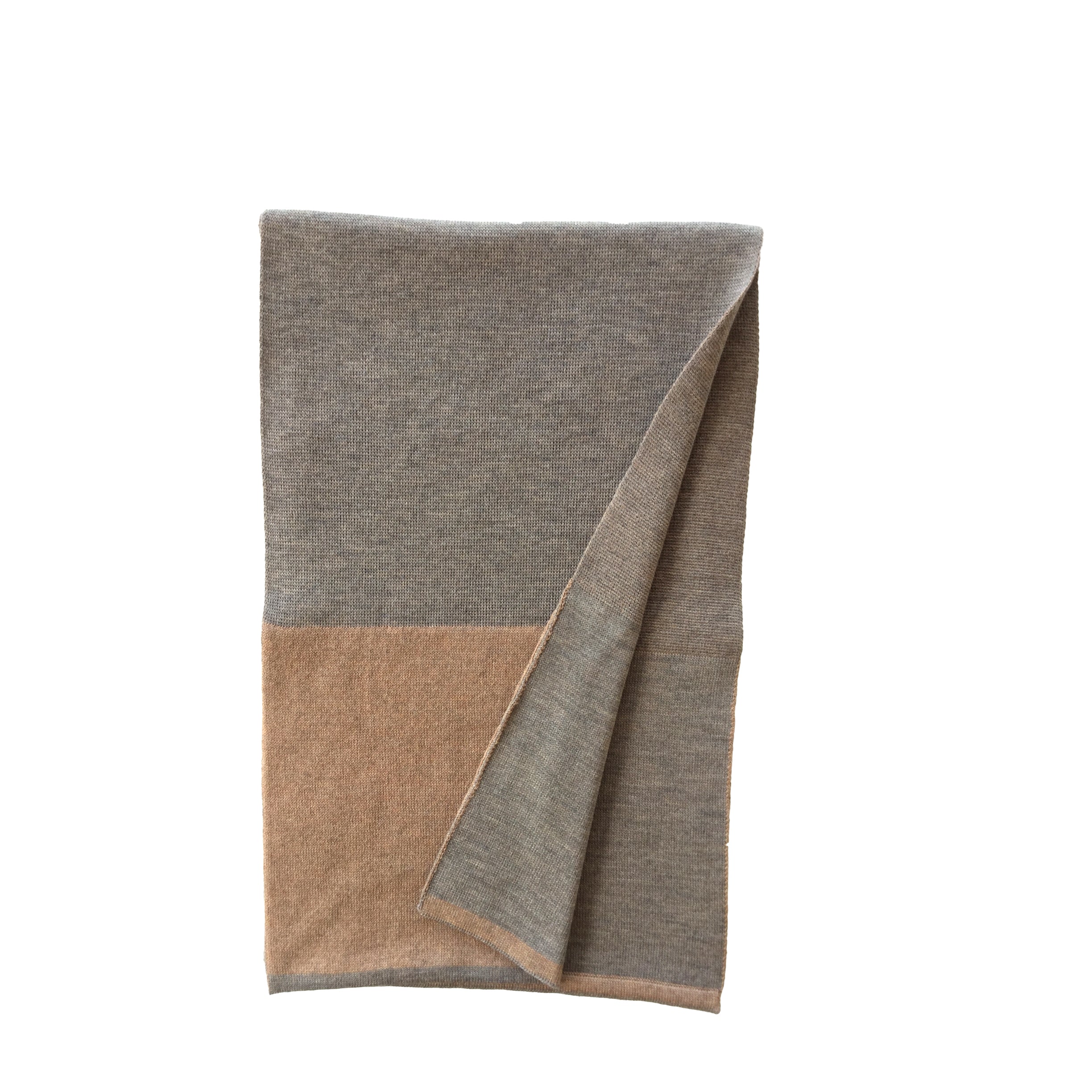 SchlaufenSchal aus Merinowolle – Made in Austria