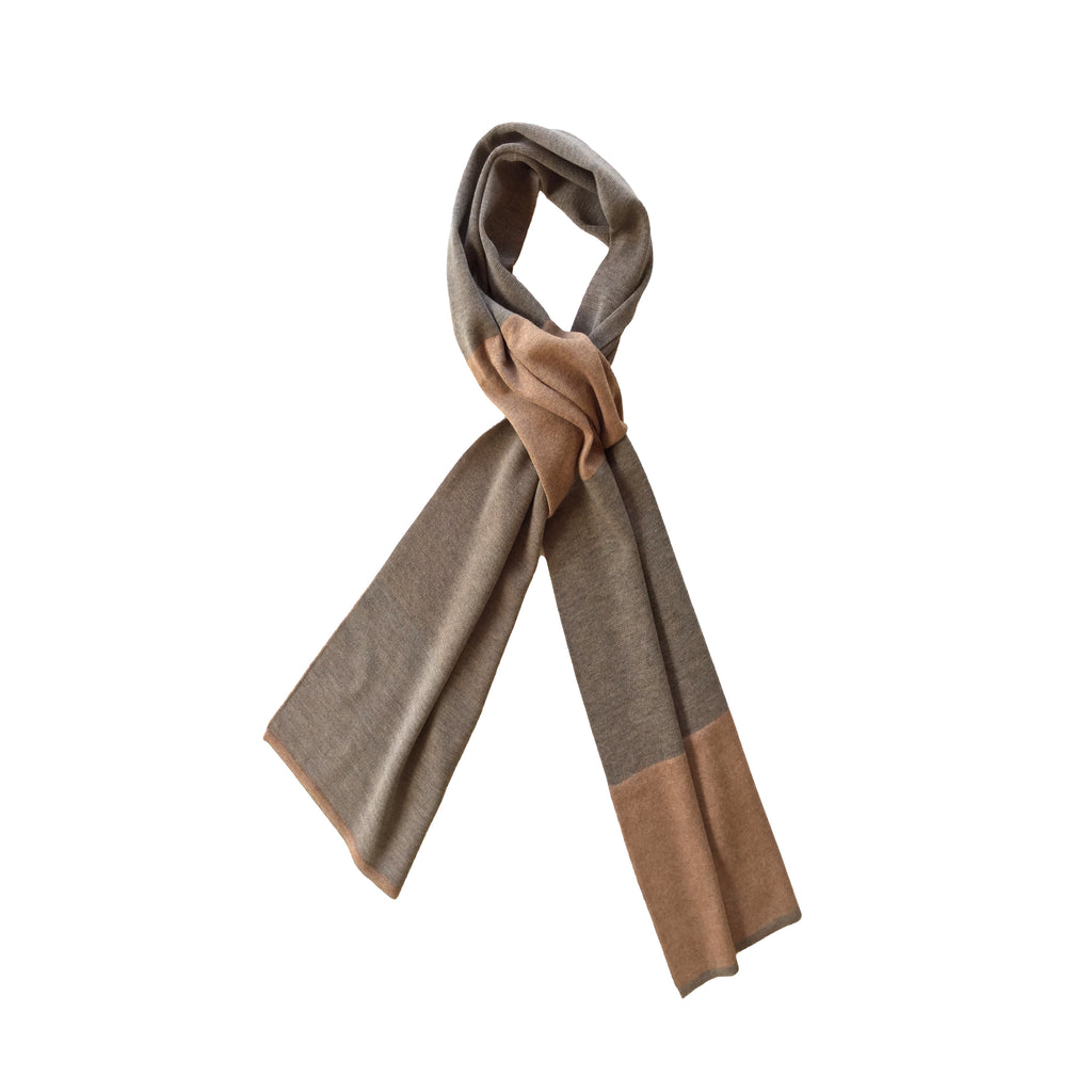 SchlaufenSchal aus Merinowolle – Made in Austria