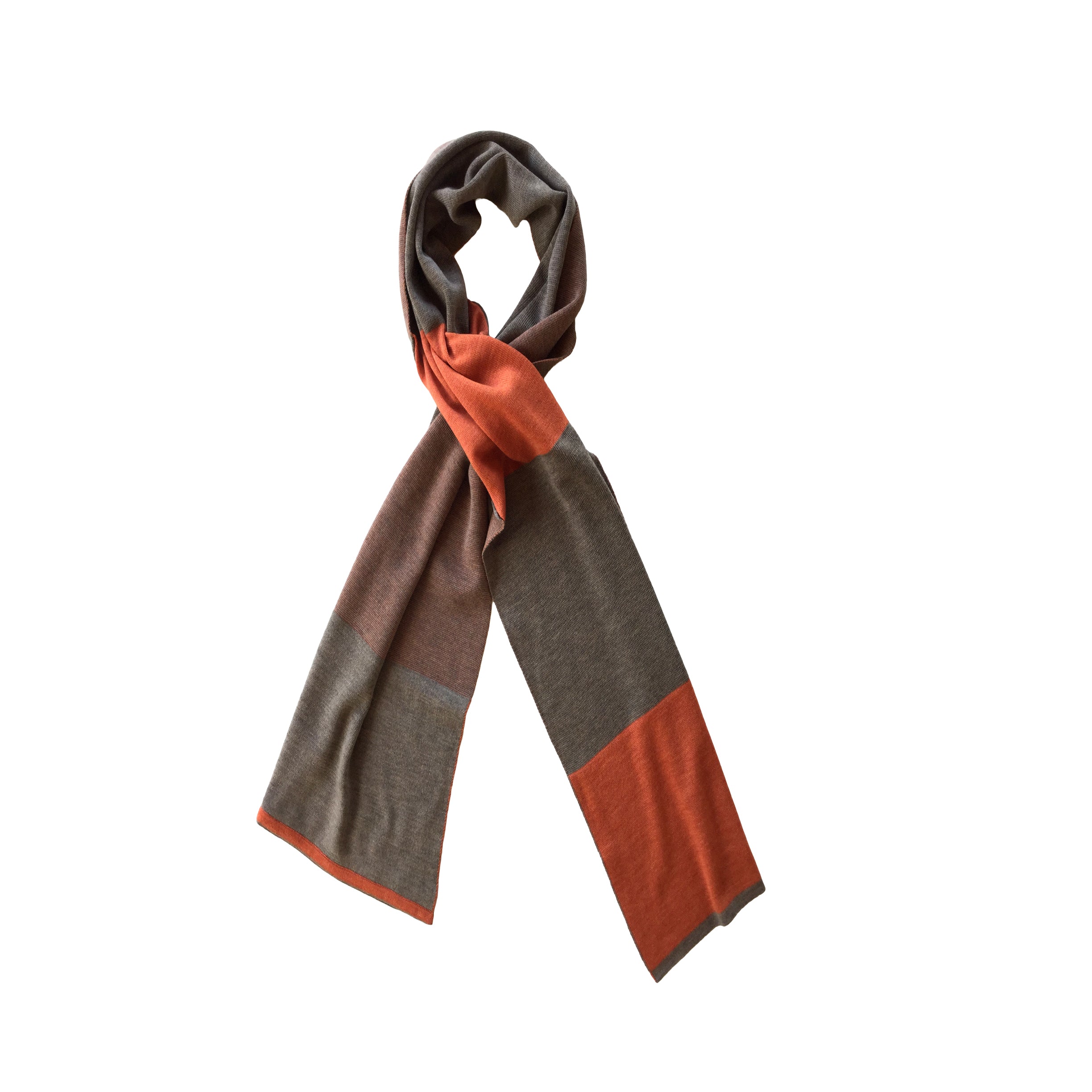 SchlaufenSchal aus Merinowolle – Made in Austria