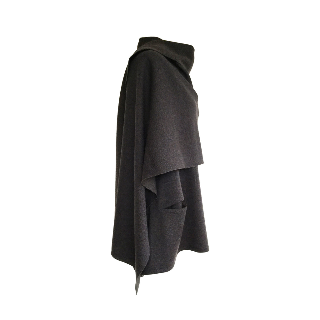 EIN LochSchal aus Merinowolle – Made in Austria