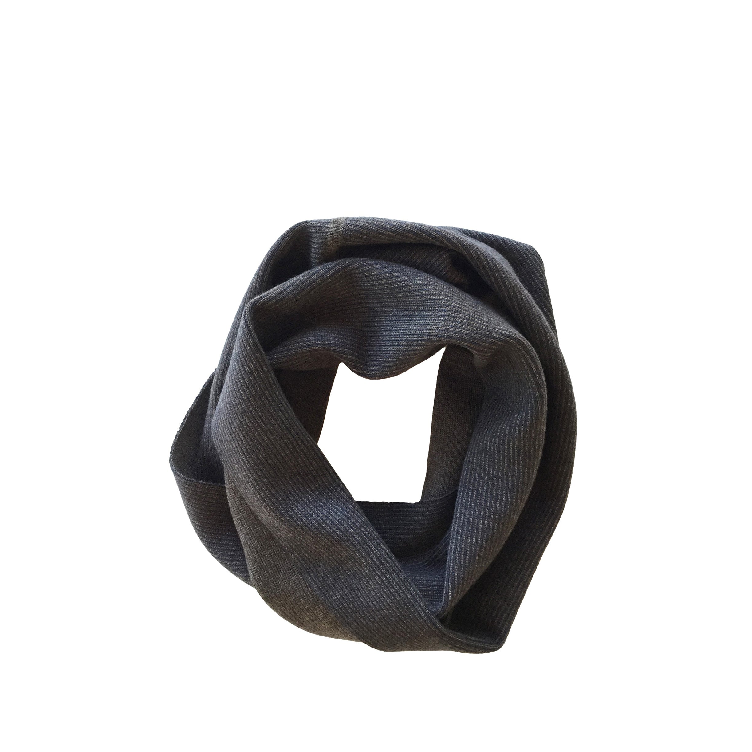RundSchal aus Merinowolle – Made in Austria